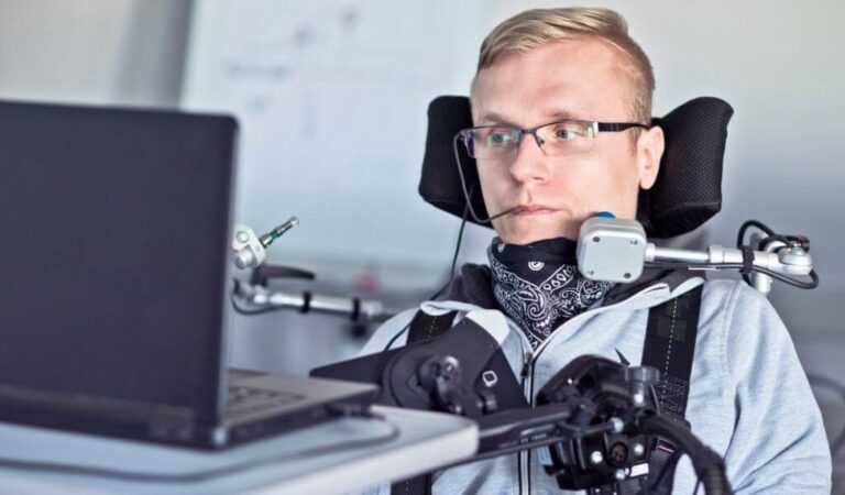 oszczędzanie pfron dzięki zatrudnieniu osób niepełnosprawnych