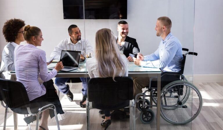 Gdzie szukać pracowników niepełnosprawnych? 5 porad jak szukać osób niepełnosprawnych do pracy