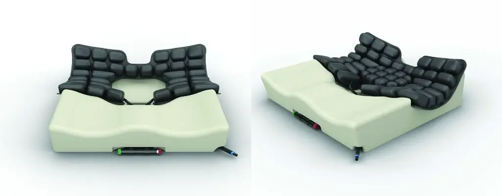 Zdjęcie w artykule - poduszka przeciwodleżynowa. Przedstawia model poduszki hybrydowej, pneumatyczno-piankowej z otworem i bez otworu na stawy biodrowe.
