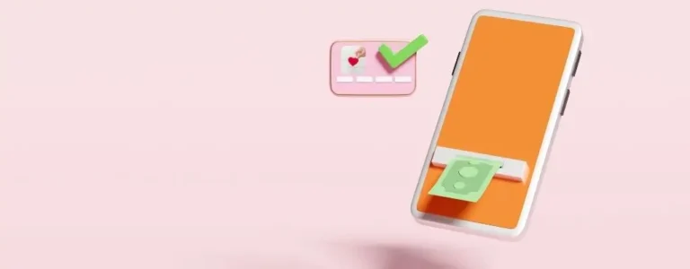 Obraz przedstawia wizualizację telefonu komórkowego, z którego wysuwa się banknot. Tło obrazu jest w kolorze jasnoróżowym. Z ekranu telefonu wysuwa się banknot, niczym z drukarki. Obok telefonu widoczne jest pole ze zdjęciem serca wrzucanego ręką do otworu, poniżej są pola do uzupełnienia z zielonym znakiem potwierdzenia. Obraz sugeruje rozliczenia zbiórki charytatywnej.